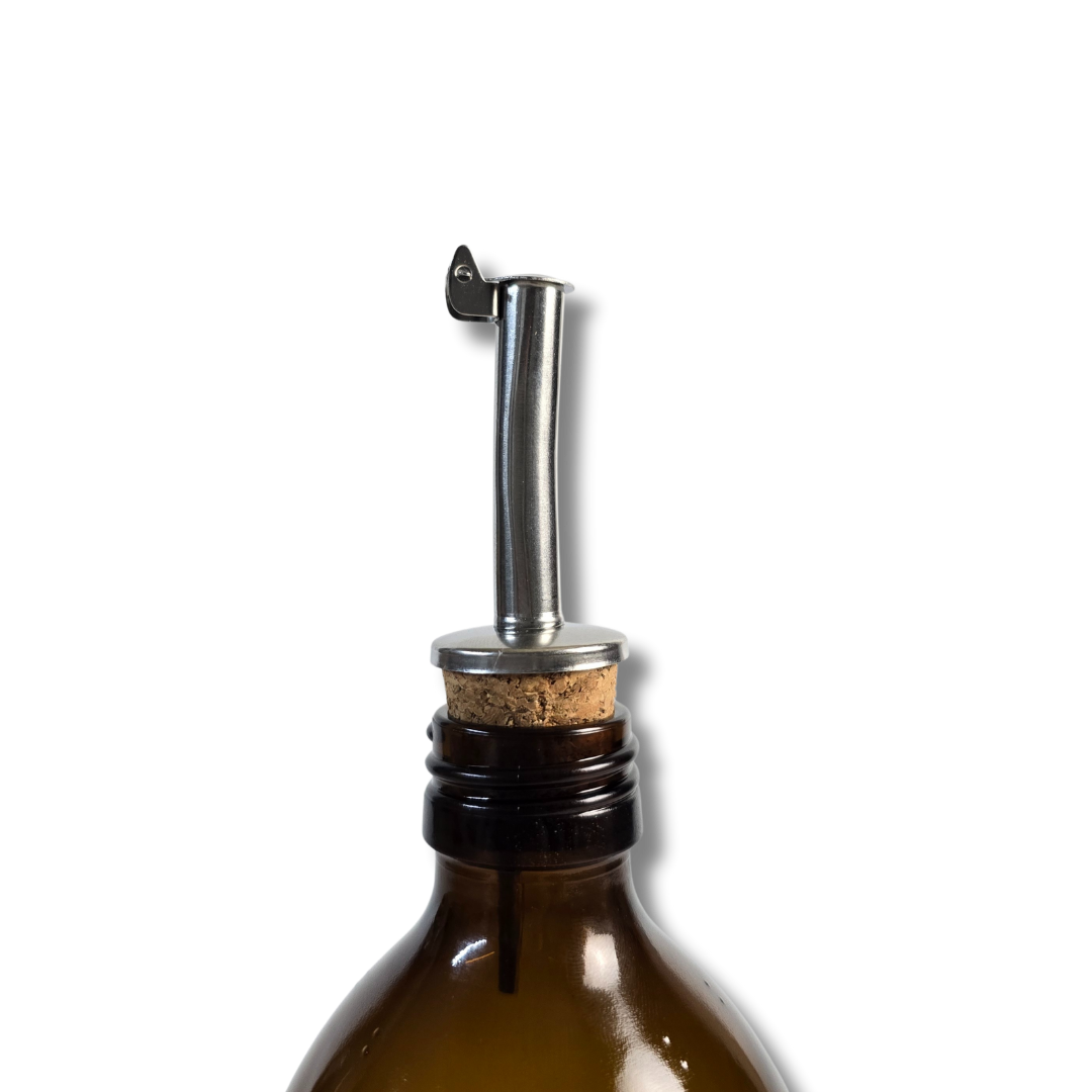 Ausgießer für Flaschen aus Kork und Metall