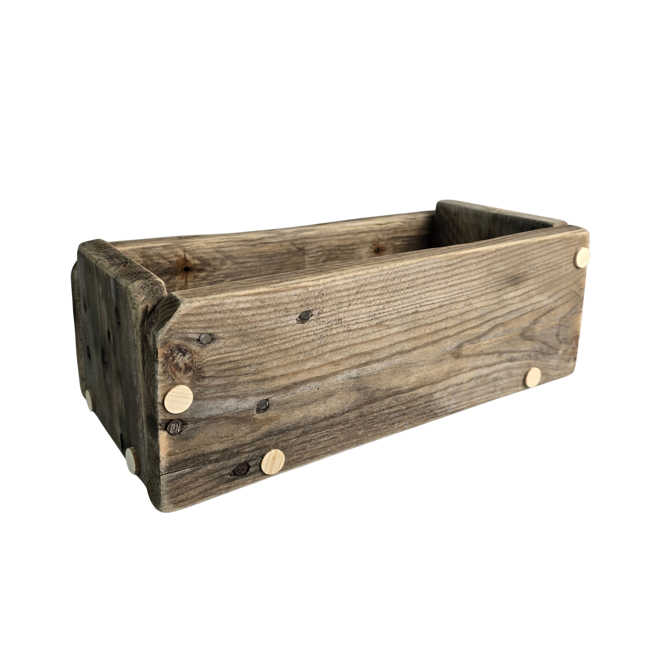 Rustikale Holzkiste aus Altholz